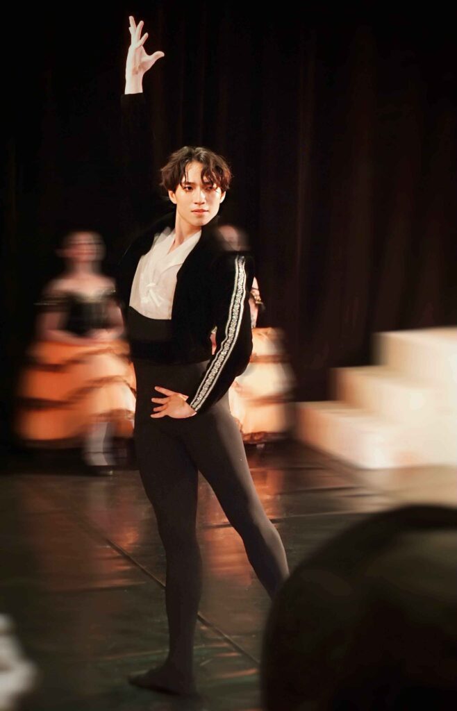nghệ sỹ ballet Nguyễn Đức Hiếu